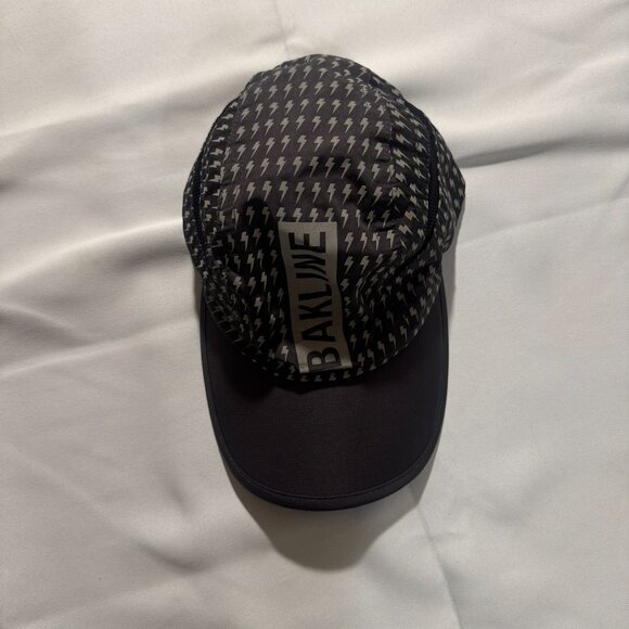 Bakline Reflective Running Cup - Picture 2 of 5